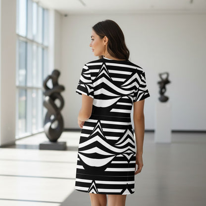 Good Wishes 365 black and white striped abstract pattern t-shirt dress with dropped shoulders and oversized fit.